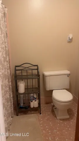 $237,500 | 5636 Ridgewood Road, Jackson, MS 39211