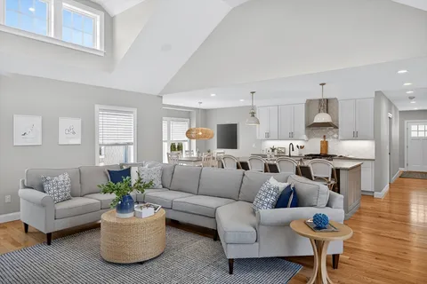 $1,575,900 | 11 Rosewood Circle, Mashpee, MA 02649