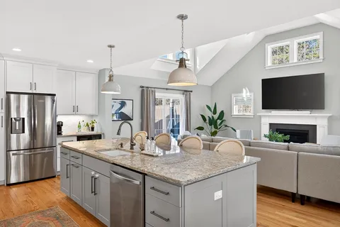 $1,575,900 | 11 Rosewood Circle, Mashpee, MA 02649