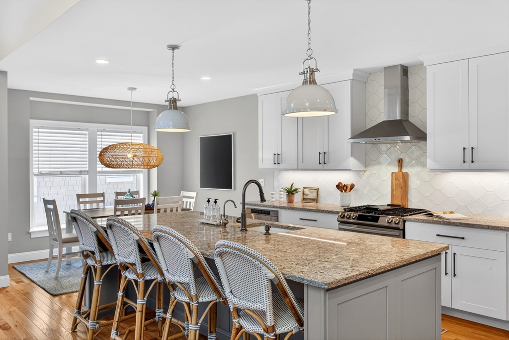 11 Rosewood Circle Mashpee, MA 02649 - Photo 6 of 36