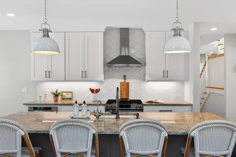 $1,575,900 | 11 Rosewood Circle, Mashpee, MA 02649