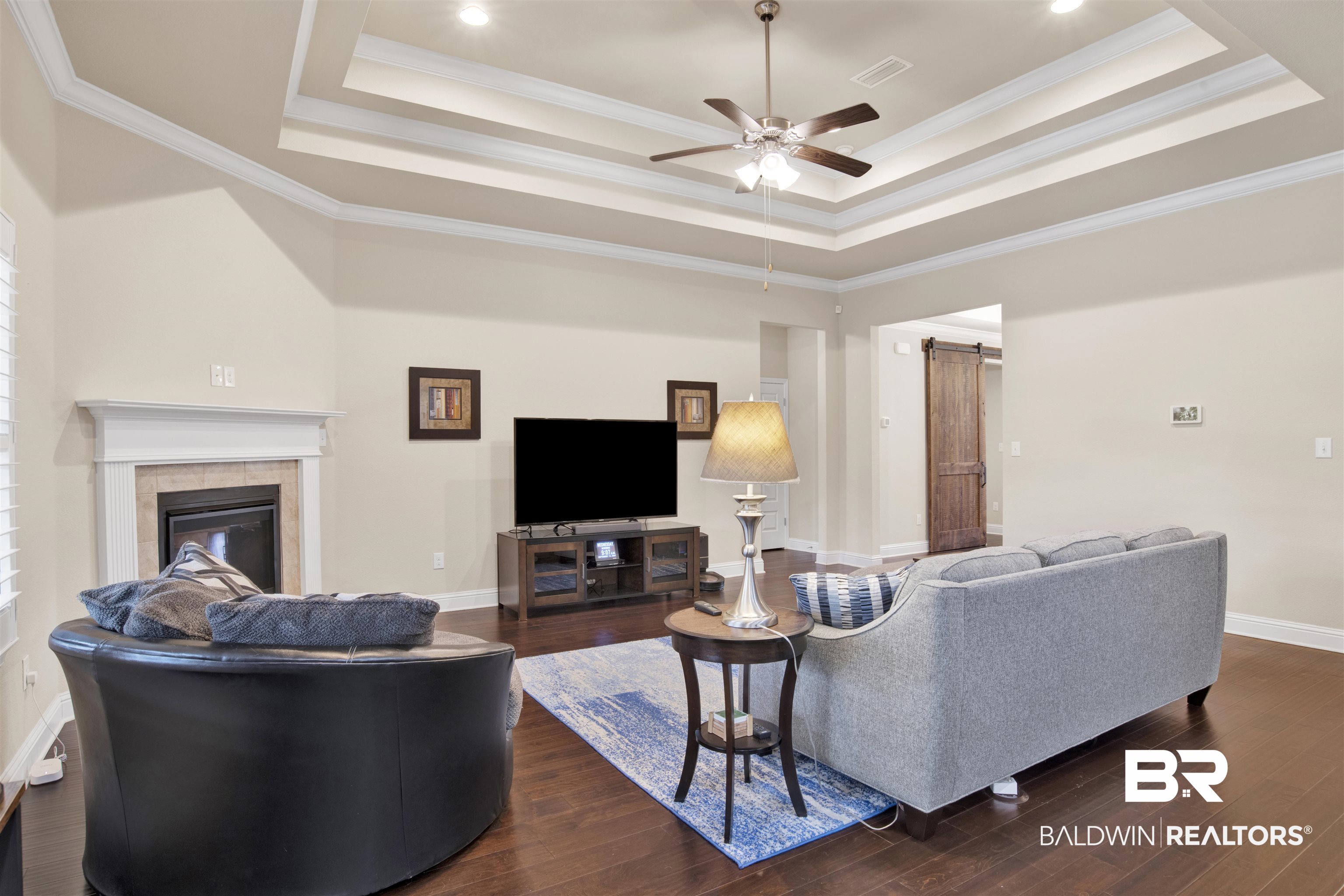 4196 Inverness Circle Gulf Shores, AL 36542 - Photo 9 of 43 Living Room