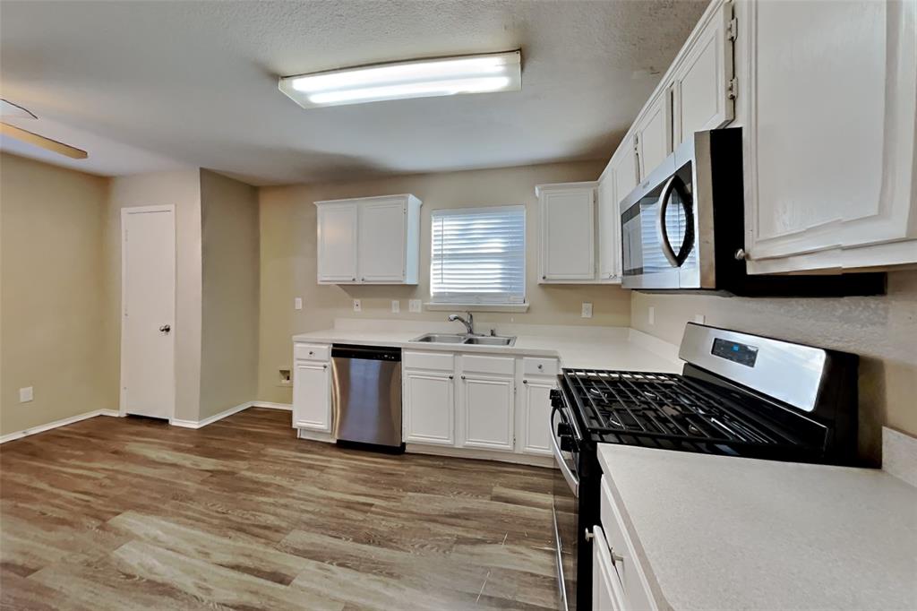 7802 Dockside Drive Rowlett, TX 75088 - Photo 5 of 17