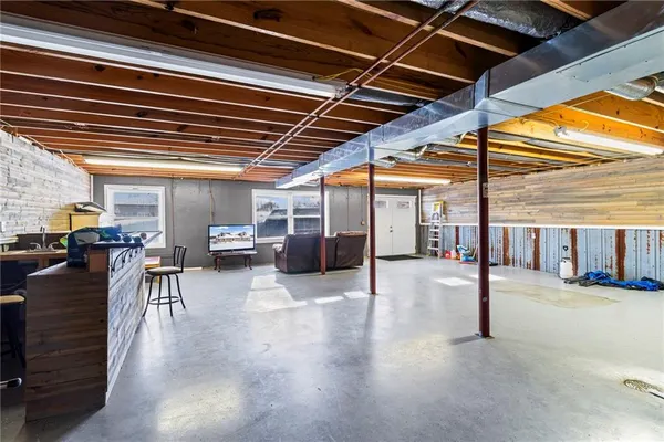 $495,000 | 15540 Cr 311 Road, Hale, MO 64643