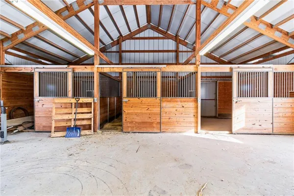 $495,000 | 15540 Cr 311 Road, Hale, MO 64643