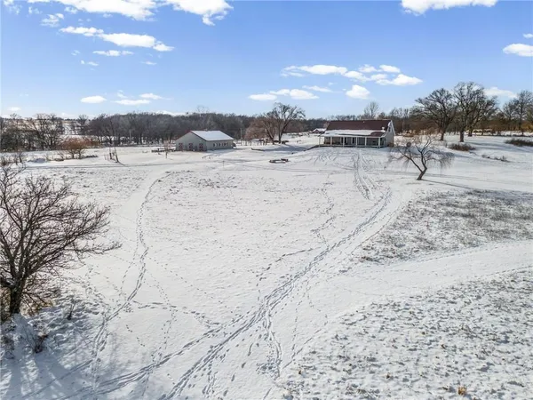 $495,000 | 15540 Cr 311 Road, Hale, MO 64643