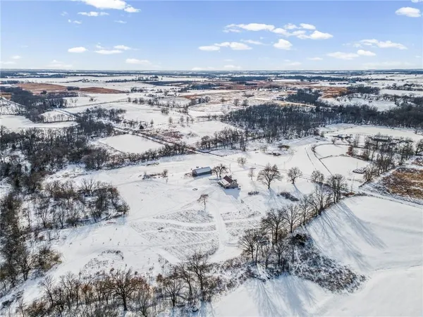 $495,000 | 15540 Cr 311 Road, Hale, MO 64643