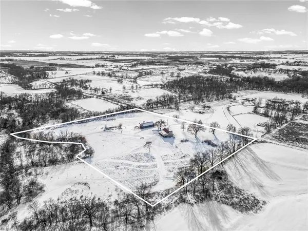 $495,000 | 15540 Cr 311 Road, Hale, MO 64643