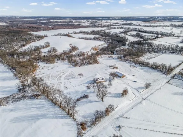 $495,000 | 15540 Cr 311 Road, Hale, MO 64643