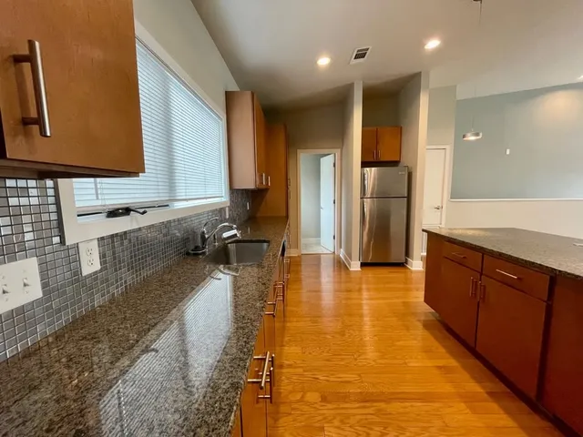 $3,150 | 1702 South Lamar Boulevard, Unit 2, Austin, TX 78704
