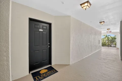 $365,000 | 3421 Tuscany Way, Boynton Beach, FL 33435