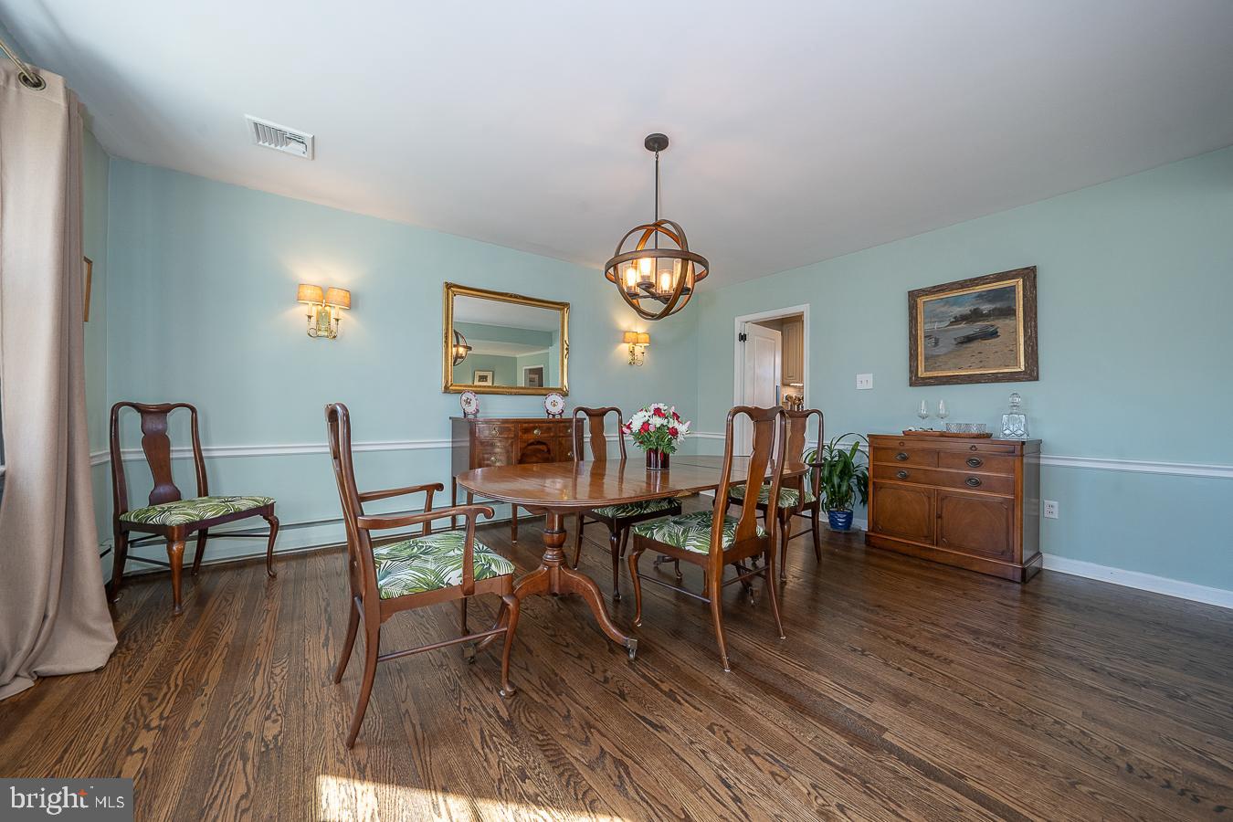 2055 Fox Creek Road Berwyn, PA 19312 - Photo 9 of 37