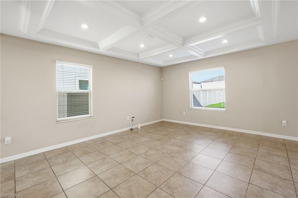 9612 Lemon Drop Loop Sun City Center, FL 33573 - Photo 11 of 33 an empty room with windows