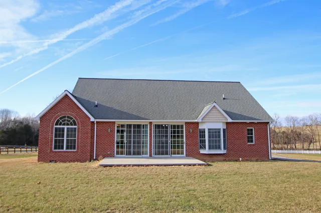 $2,000 | 17888 Mountain Valley Road, New Market, VA 22844