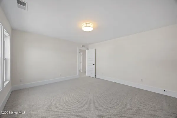 $599,900 | 102 Freedom Park Road, Beaufort, NC 28516