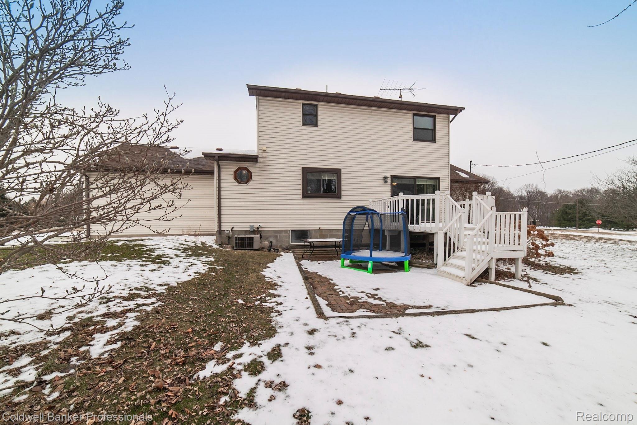 1712 Peppermill Road Lapeer, MI 48446 - Photo 2 of 45 43-DSC_3500.jpg