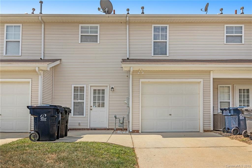 17316 Villanova Road Huntersville, NC 28078 - Photo 2 of 18 Gallery Image 2