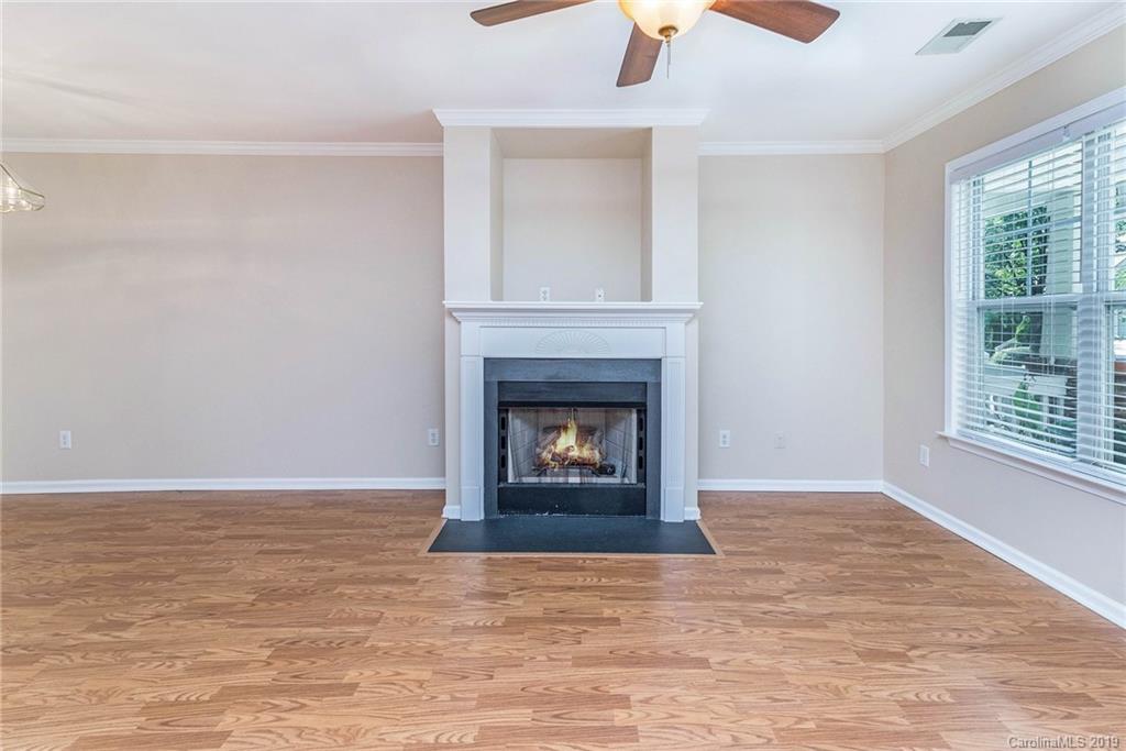 17316 Villanova Road Huntersville, NC 28078 - Photo 4 of 18 Gallery Image 4