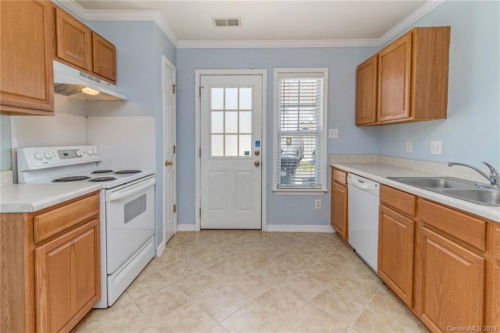 17316 Villanova Road Huntersville, NC 28078 - Photo 6 of 18 Gallery Image 6