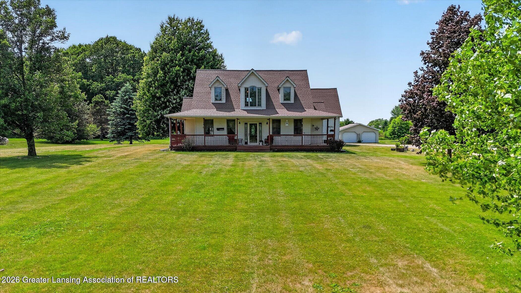 17120 Stuart Road Chesaning, MI 48616 - Photo 4 of 31 20260623141404664505000000-o