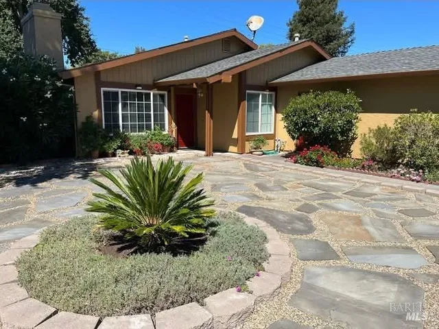 $600,000 | 375 Santa Clara Place, Santa Rosa, CA 95401