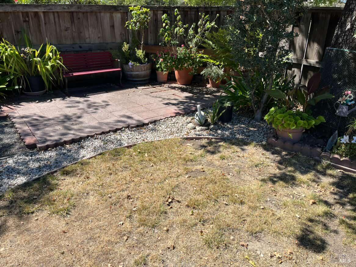 375 Santa Clara Place Santa Rosa, CA 95401 - Photo 11 of 20