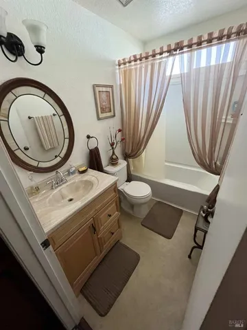 $600,000 | 375 Santa Clara Place, Santa Rosa, CA 95401