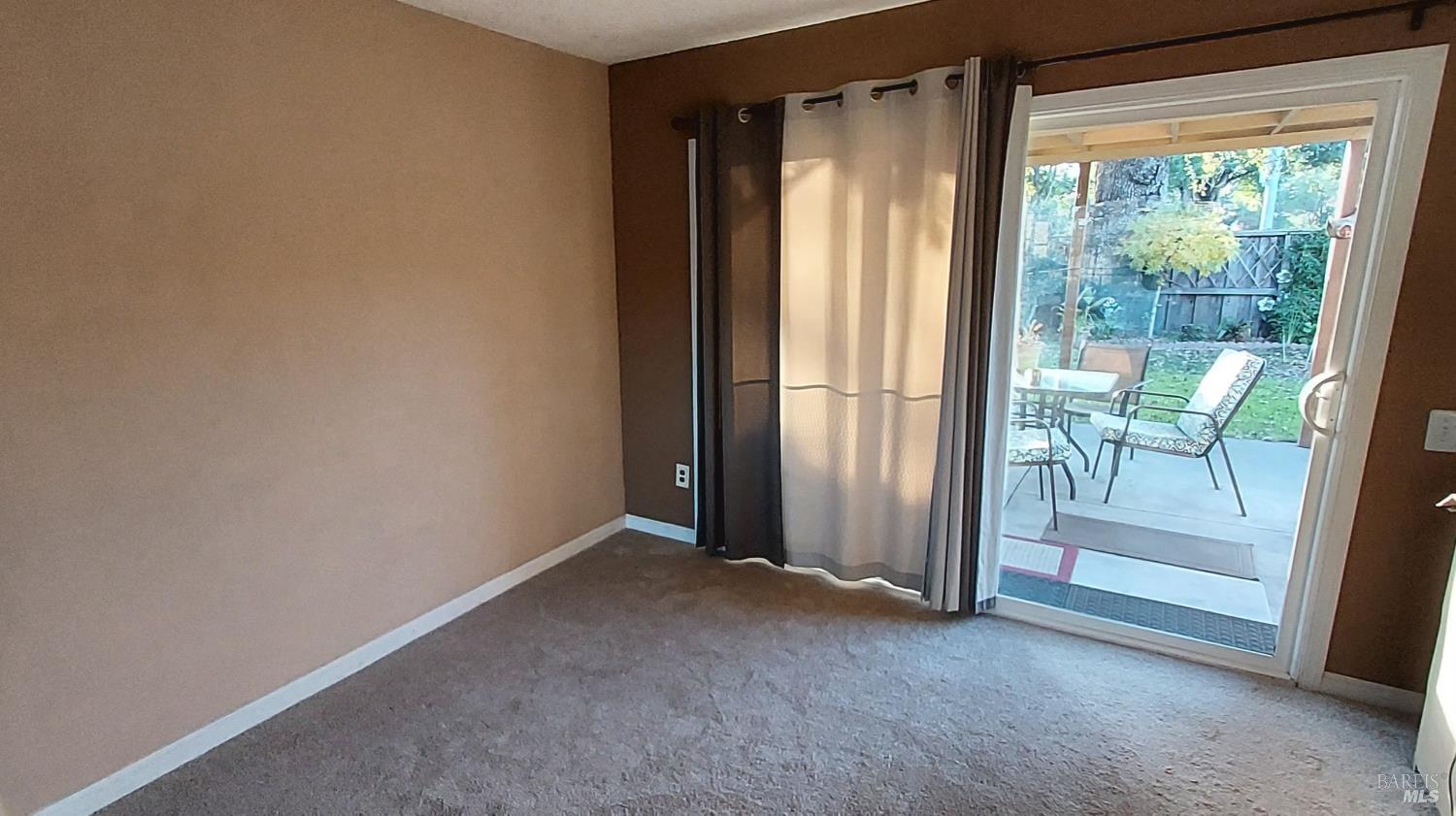 375 Santa Clara Place Santa Rosa, CA 95401 - Photo 7 of 20