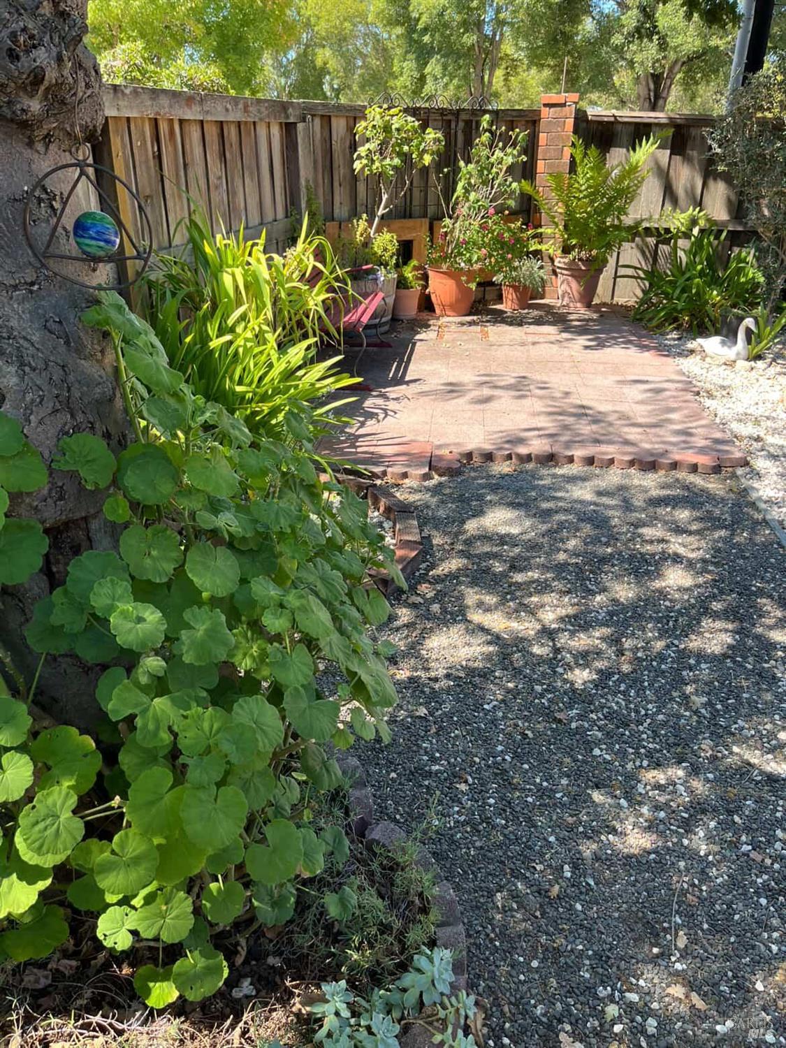 375 Santa Clara Place Santa Rosa, CA 95401 - Photo 10 of 20