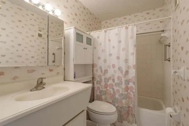 $144,900 | 7975 58th Avenue North, Unit 409, St. Petersburg, FL 33709