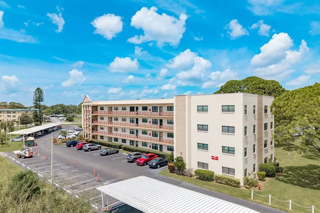 $144,900 | 7975 58th Avenue North, Unit 409, St. Petersburg, FL 33709