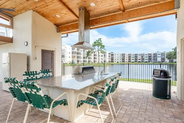 $144,900 | 7975 58th Avenue North, Unit 409, St. Petersburg, FL 33709