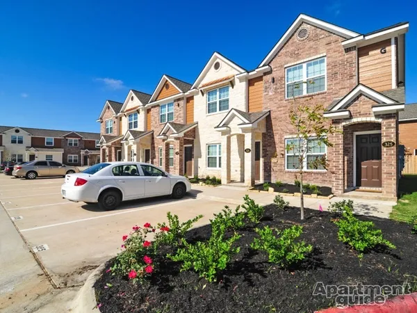 $2,400 | 301 Southwest Parkway, Unit 317, College Station, TX 77840