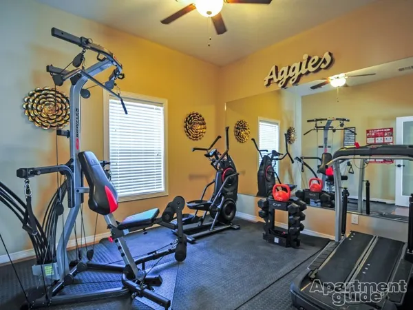 $2,400 | 301 Southwest Parkway, Unit 317, College Station, TX 77840