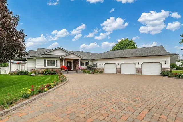 $1,249,900 | 2145 West Grange Avenue, Post Falls, ID 83854