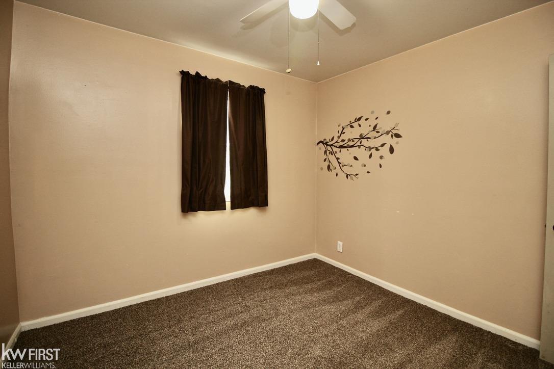 4404 North Genesee Road Flint, MI 48506 - Photo 13 of 18 50043469-12.JPG