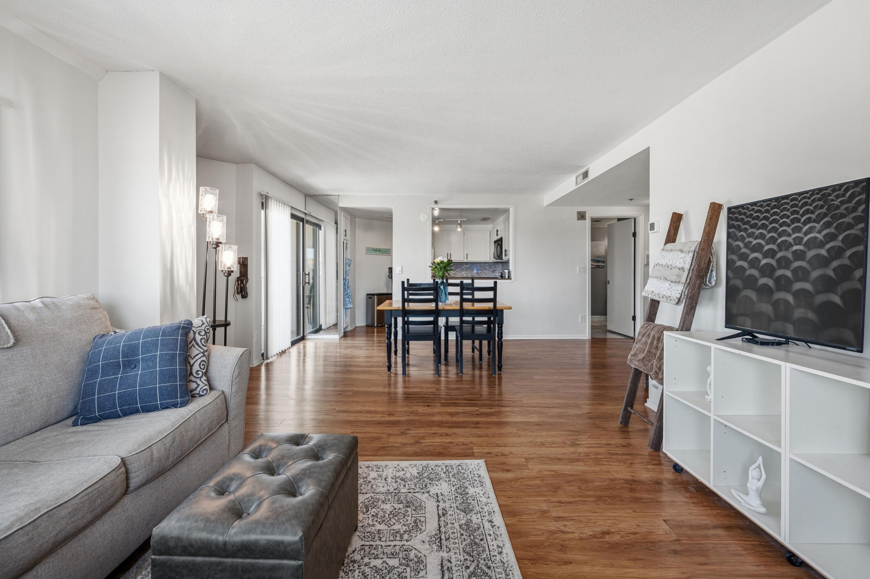 1633 North Prospect Avenue, Unit 5D Milwaukee, WI 53202 - Photo 9 of 38 From relaxing to dining to stepping out onto the balcony, the main level keeps everything connected and easy to use.