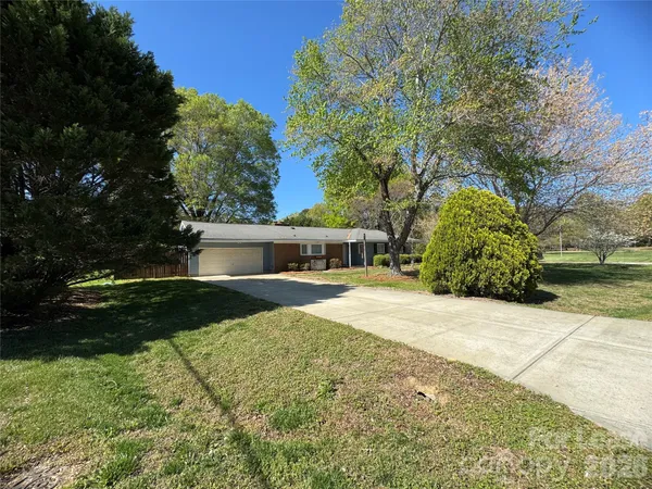 $1,850 | 1803 Overhill Drive, Monroe, NC 28110