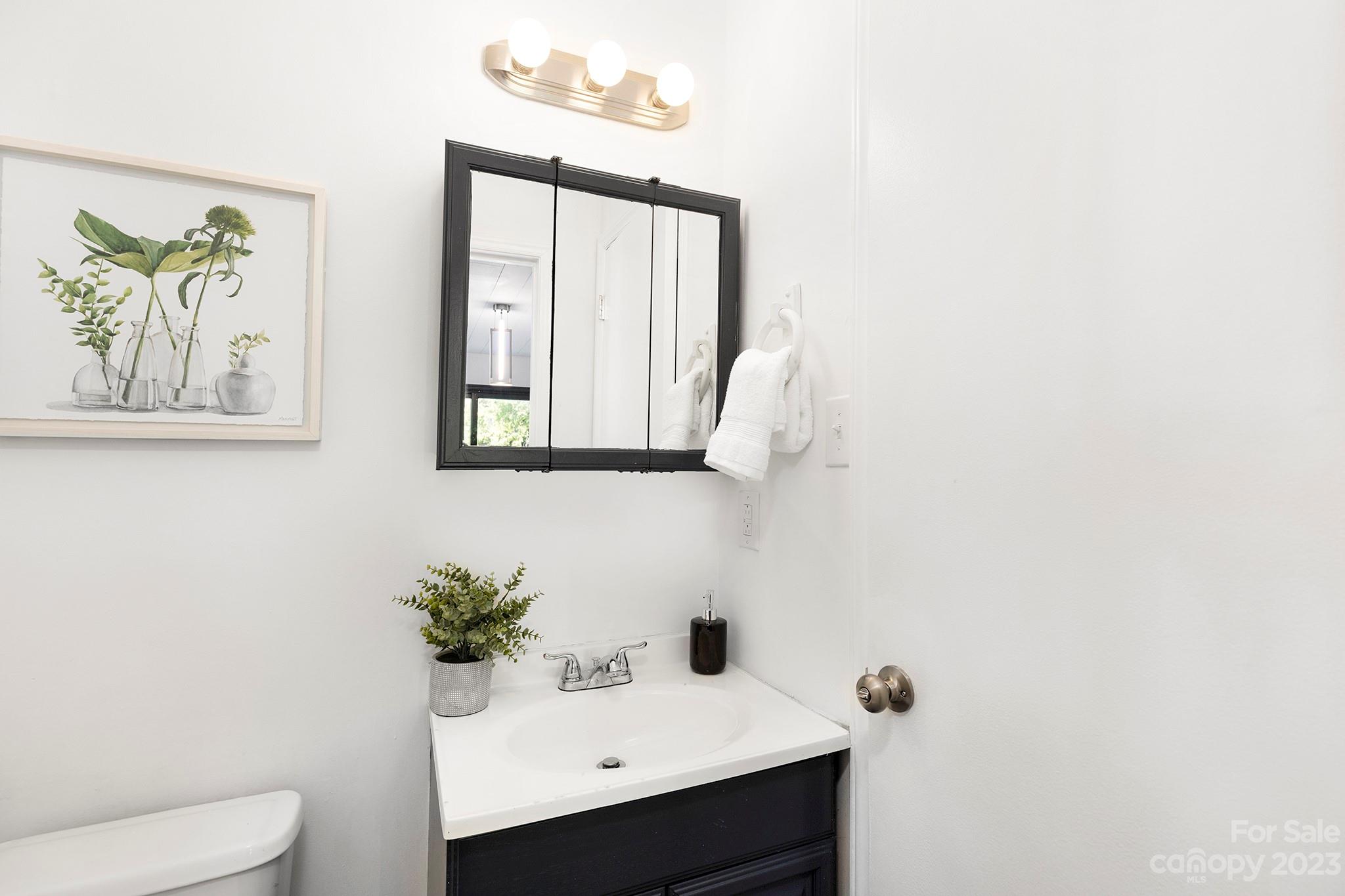 900 Tilden Road Charlotte, NC 28214 - Photo 20 of 25 Gallery Image 20