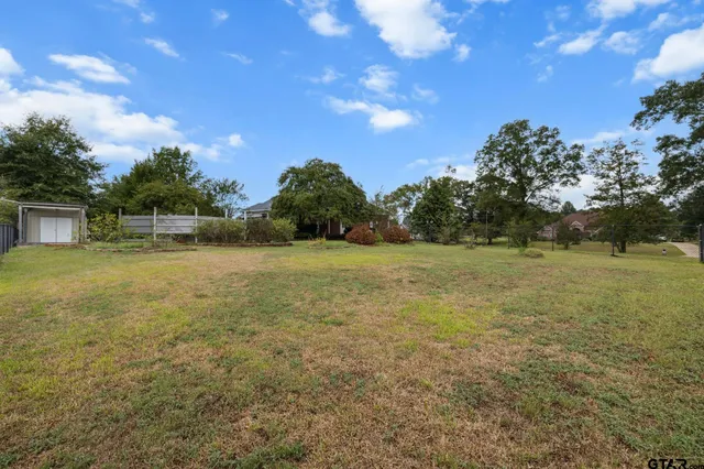 a view of outdoor space with mountain view