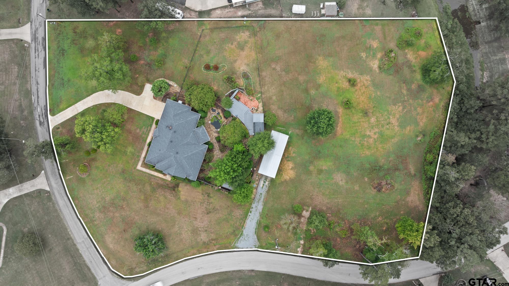 210 Lavender Lane Longview, TX 75605 - Photo 36 of 36 an aerial view of a bathroom with a tub