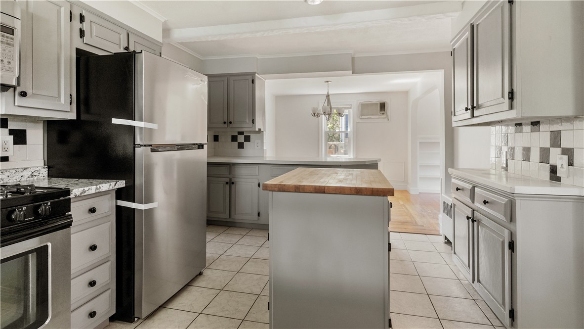 29 Cormier Road Lincoln, RI 02865 - Photo 6 of 33