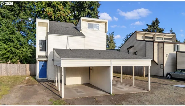 $525,000 | 220 Southeast 28th Avenue, Hillsboro, OR 97123