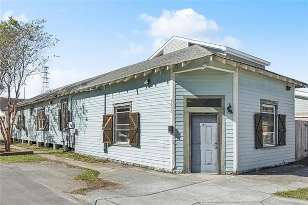 $440,000 | 9000 Green Street, New Orleans, LA 70118