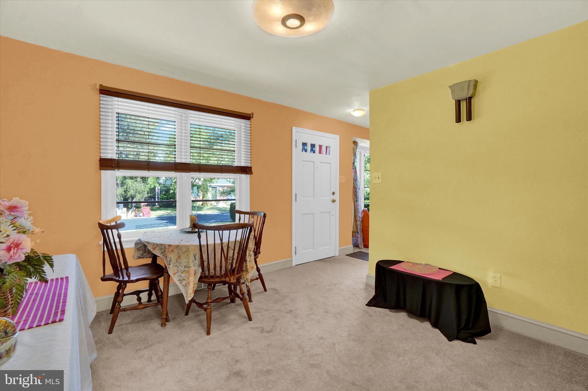 1020 Southern Road York, PA 17403 - Photo 5 of 29