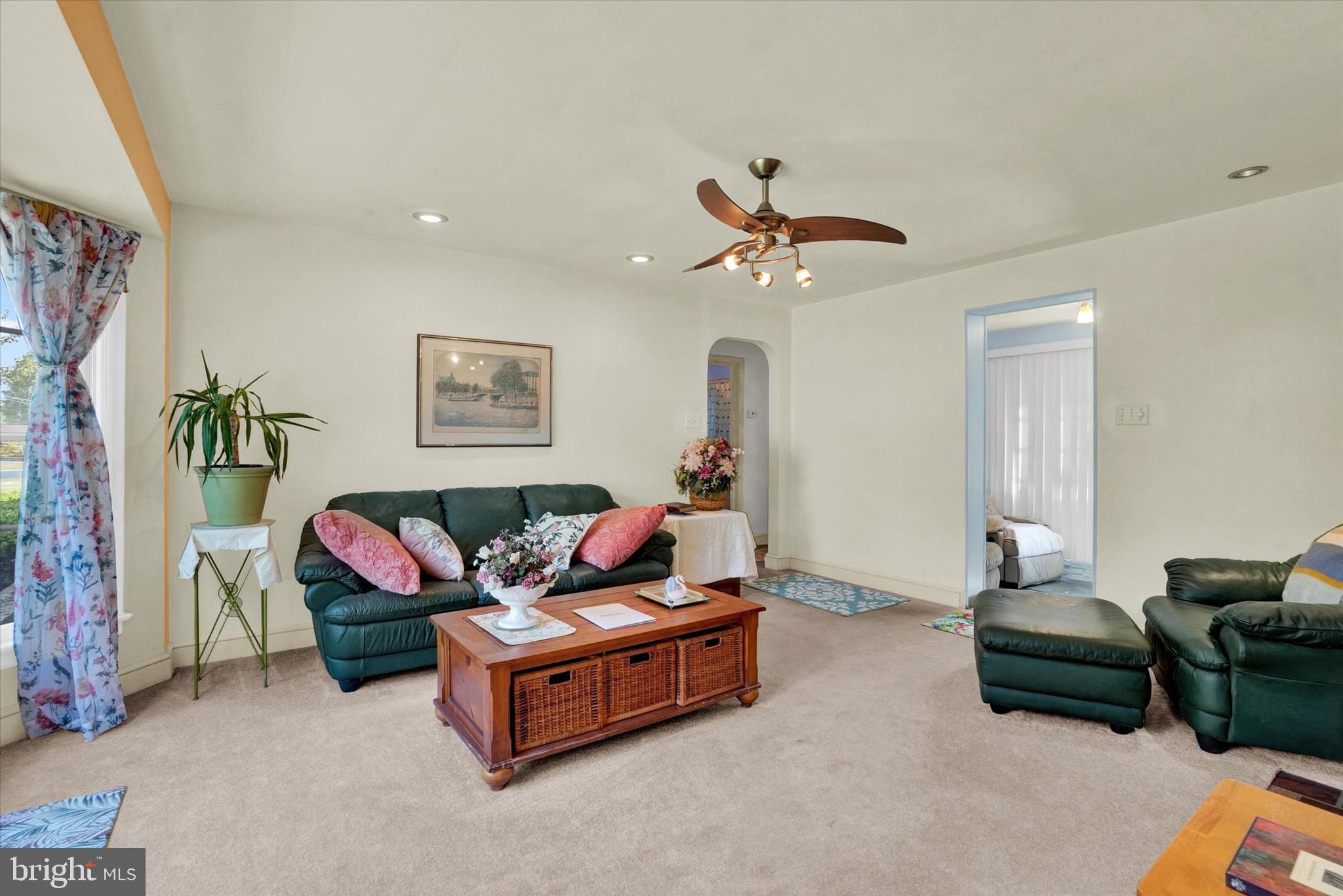 1020 Southern Road York, PA 17403 - Photo 7 of 29