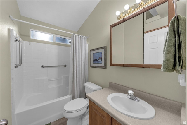 2990 East Riverside Drive, Unit 166 St. George, UT 84790 - Photo 14 of 22 Bathroom with vanity and shower / tub combo with curtain