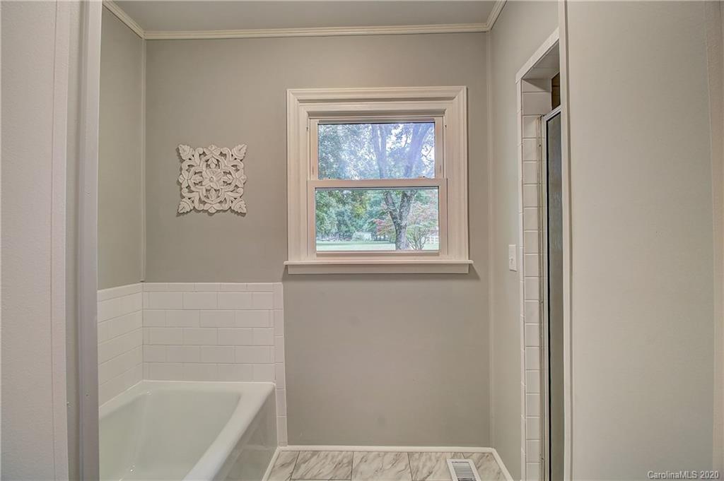 1319 Lithia Springs Road Shelby, NC 28150 - Photo 26 of 38 Gallery Image 26