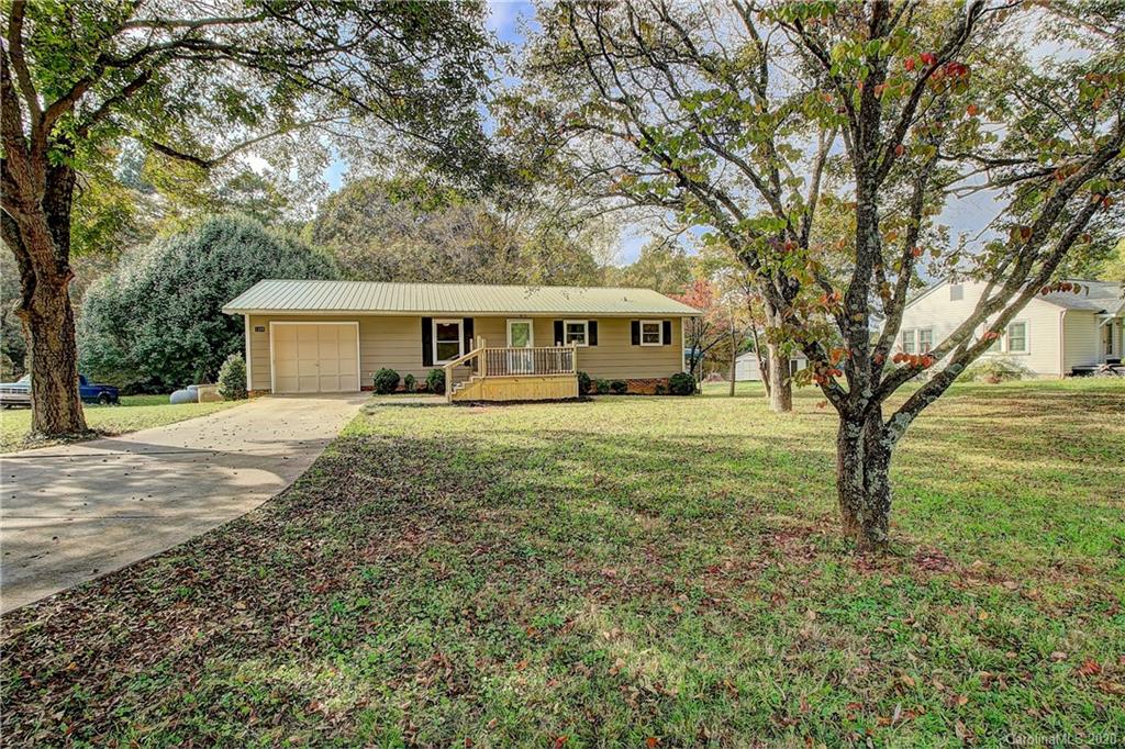 1319 Lithia Springs Road Shelby, NC 28150 - Photo 4 of 38 Gallery Image 4