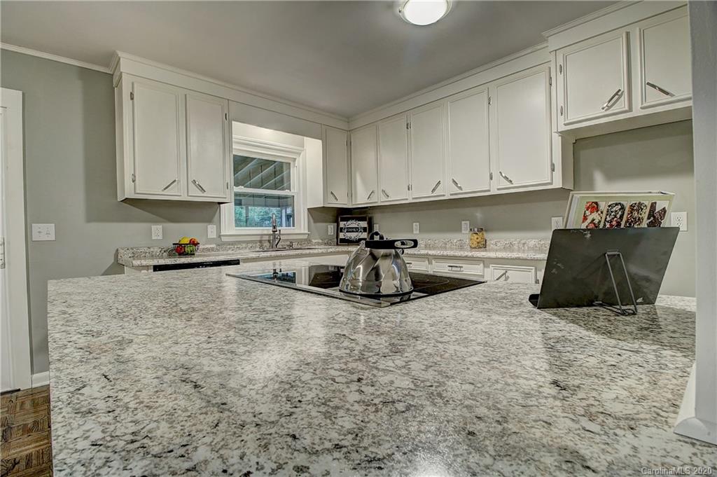 1319 Lithia Springs Road Shelby, NC 28150 - Photo 6 of 38 Gallery Image 6